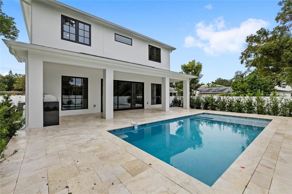 En Venta: $1,499,000 (5 camas, 3 baños, 3470 Pies cuadrados)