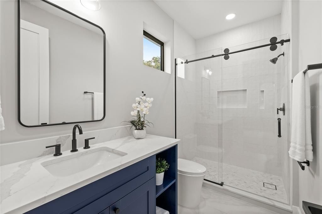 En Venta: $1,499,000 (5 camas, 3 baños, 3470 Pies cuadrados)