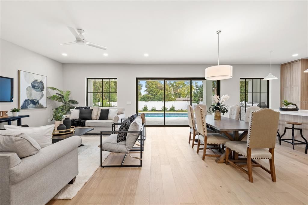 En Venta: $1,499,000 (5 camas, 3 baños, 3470 Pies cuadrados)