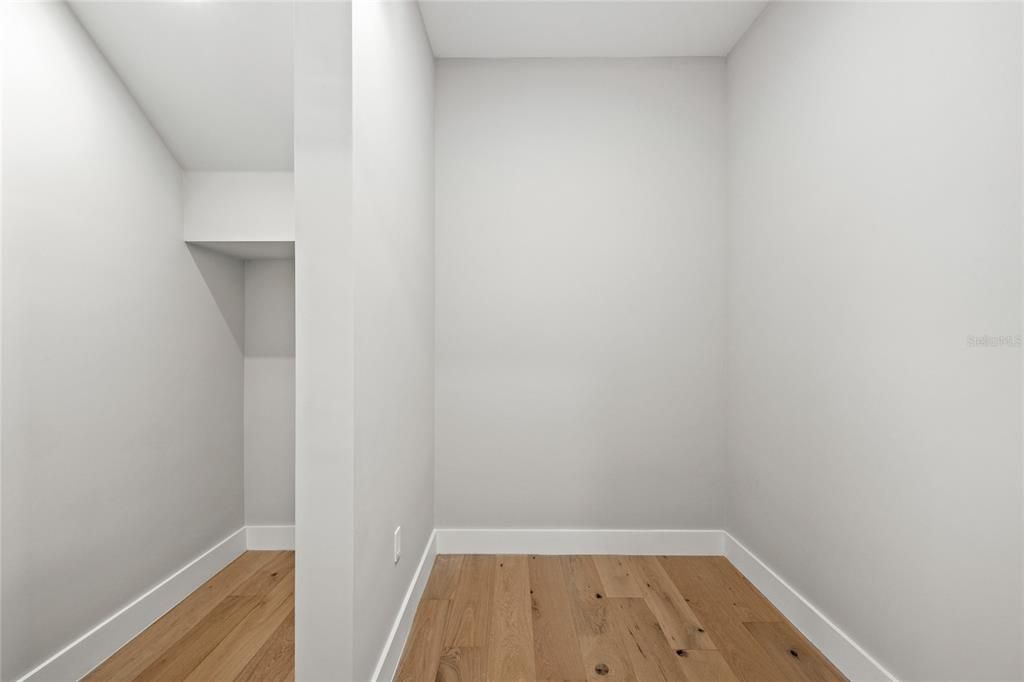 En Venta: $1,499,000 (5 camas, 3 baños, 3470 Pies cuadrados)