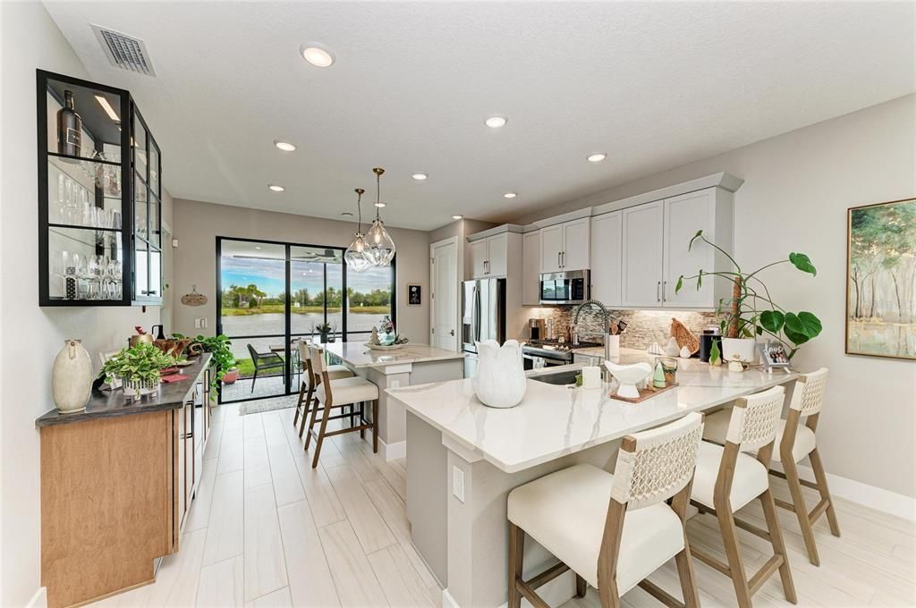 For Sale: $575,000 (2 beds, 2 baths, 1852 Square Feet)