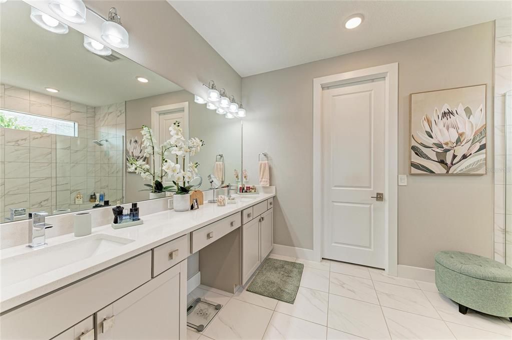 For Sale: $575,000 (2 beds, 2 baths, 1852 Square Feet)