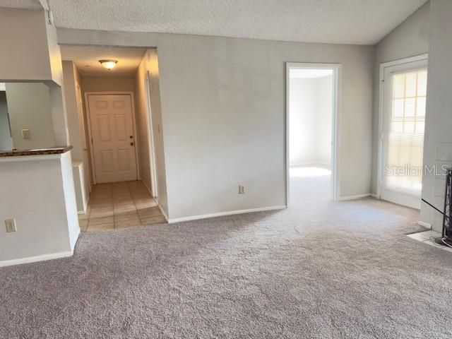 На продажу: $165,000 (2 спален, 2 ванн, 962 Квадратных фут)