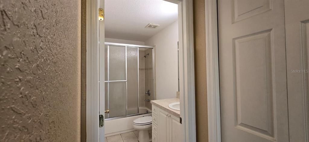 En Venta: $199,000 (3 camas, 2 baños, 1560 Pies cuadrados)