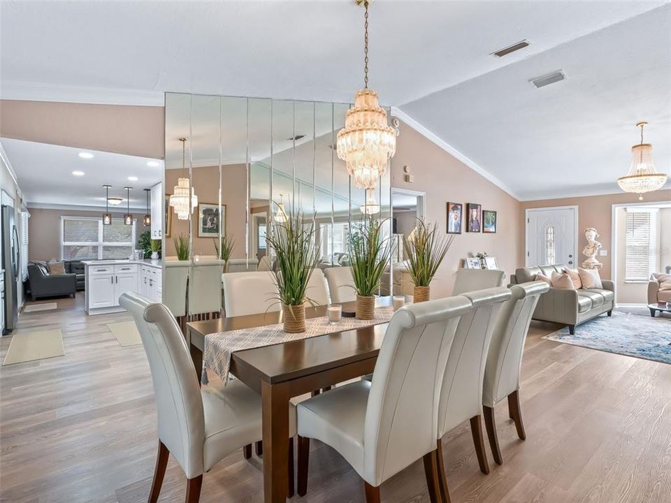 En Venta: $419,000 (3 camas, 2 baños, 1678 Pies cuadrados)