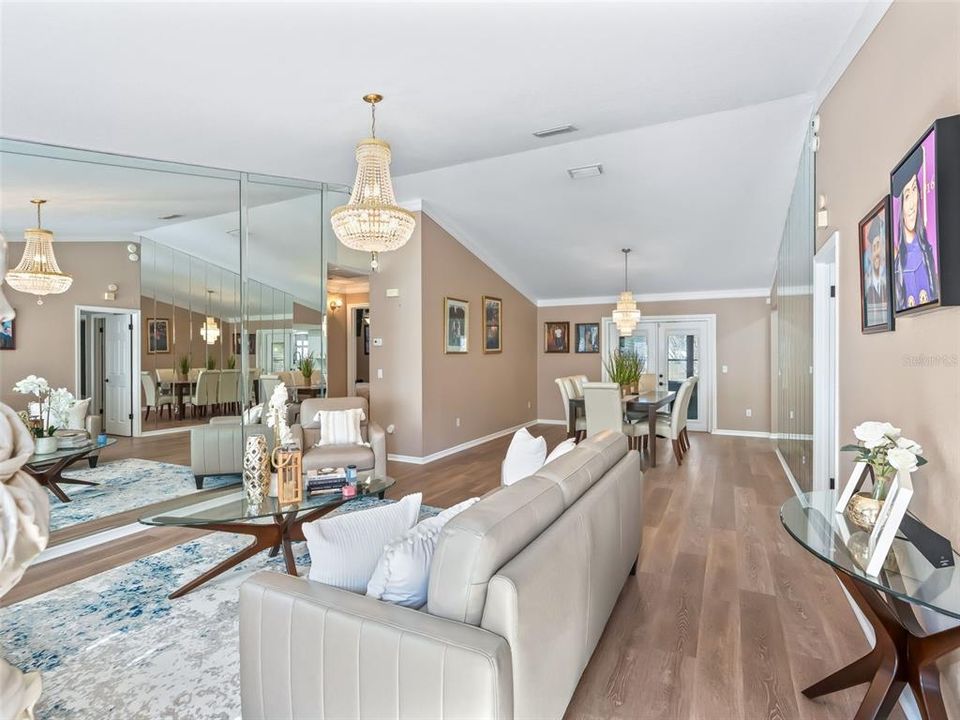 En Venta: $419,000 (3 camas, 2 baños, 1678 Pies cuadrados)