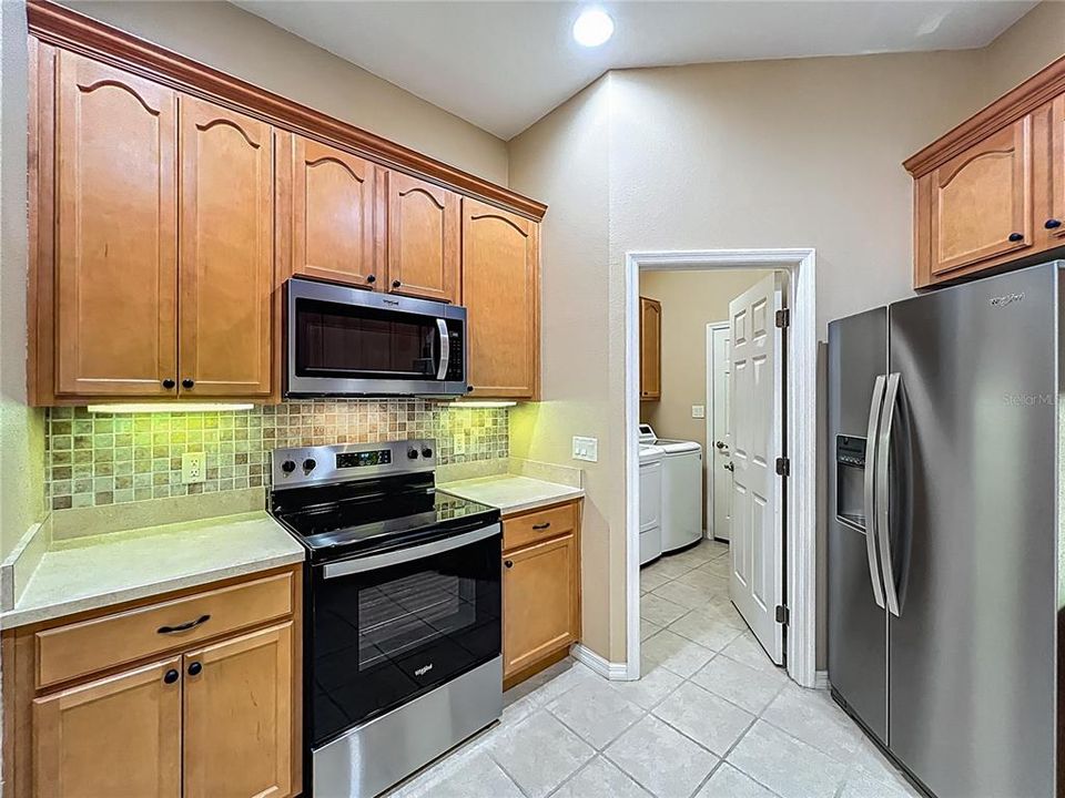 待售: $334,900 (2 贝兹, 2 浴室, 1868 平方英尺)