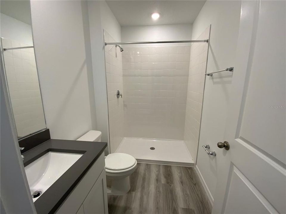 出租: $2,750 (5 贝兹, 3 浴室, 2453 平方英尺)