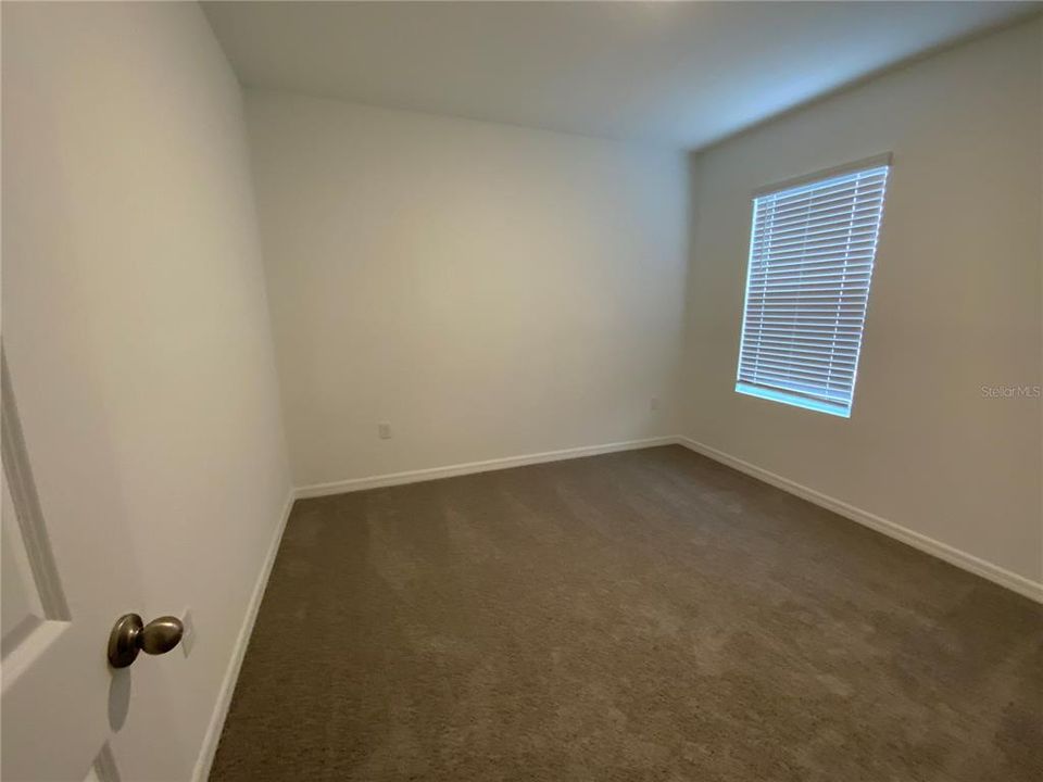 出租: $2,750 (5 贝兹, 3 浴室, 2453 平方英尺)