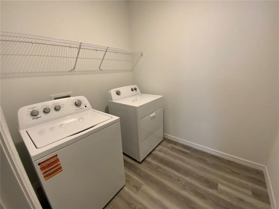 出租: $2,750 (5 贝兹, 3 浴室, 2453 平方英尺)