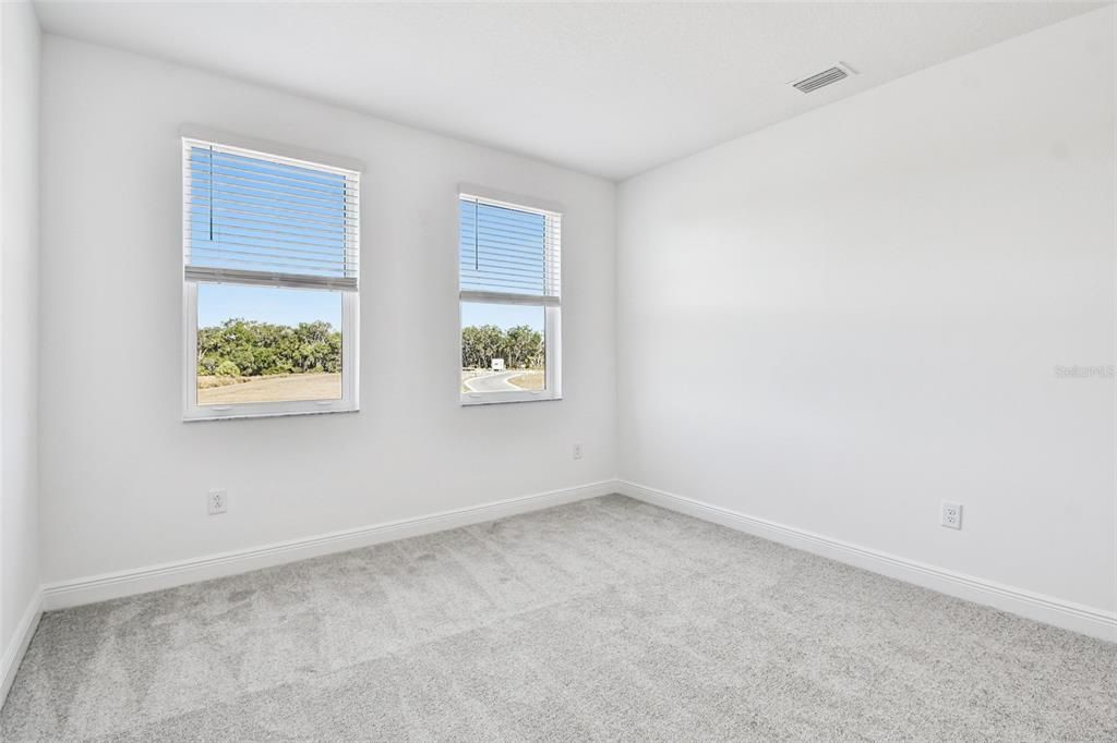 En Venta: $1,021,999 (4 camas, 3 baños, 3774 Pies cuadrados)