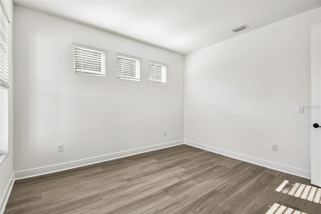 En Venta: $1,021,999 (4 camas, 3 baños, 3774 Pies cuadrados)