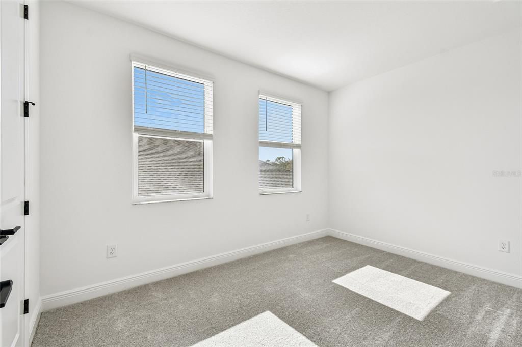 En Venta: $1,021,999 (4 camas, 3 baños, 3774 Pies cuadrados)