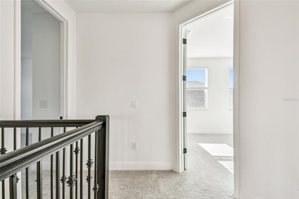 En Venta: $1,021,999 (4 camas, 3 baños, 3774 Pies cuadrados)