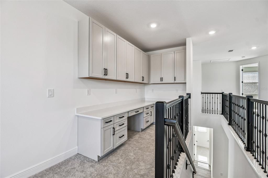 En Venta: $1,021,999 (4 camas, 3 baños, 3774 Pies cuadrados)