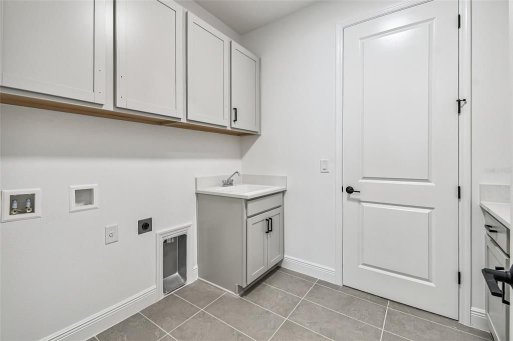 En Venta: $1,021,999 (4 camas, 3 baños, 3774 Pies cuadrados)