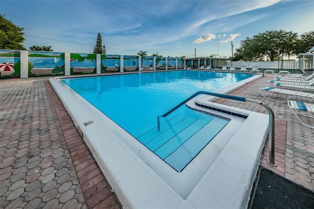 For Rent: $1,375 (2 beds, 1 baths, 825 Square Feet)