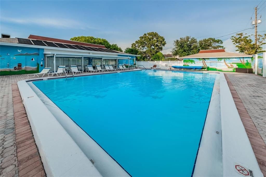 For Rent: $1,375 (2 beds, 1 baths, 825 Square Feet)