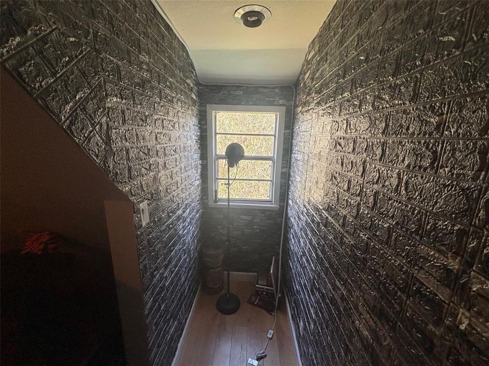 待售: $449,990 (4 贝兹, 2 浴室, 1607 平方英尺)