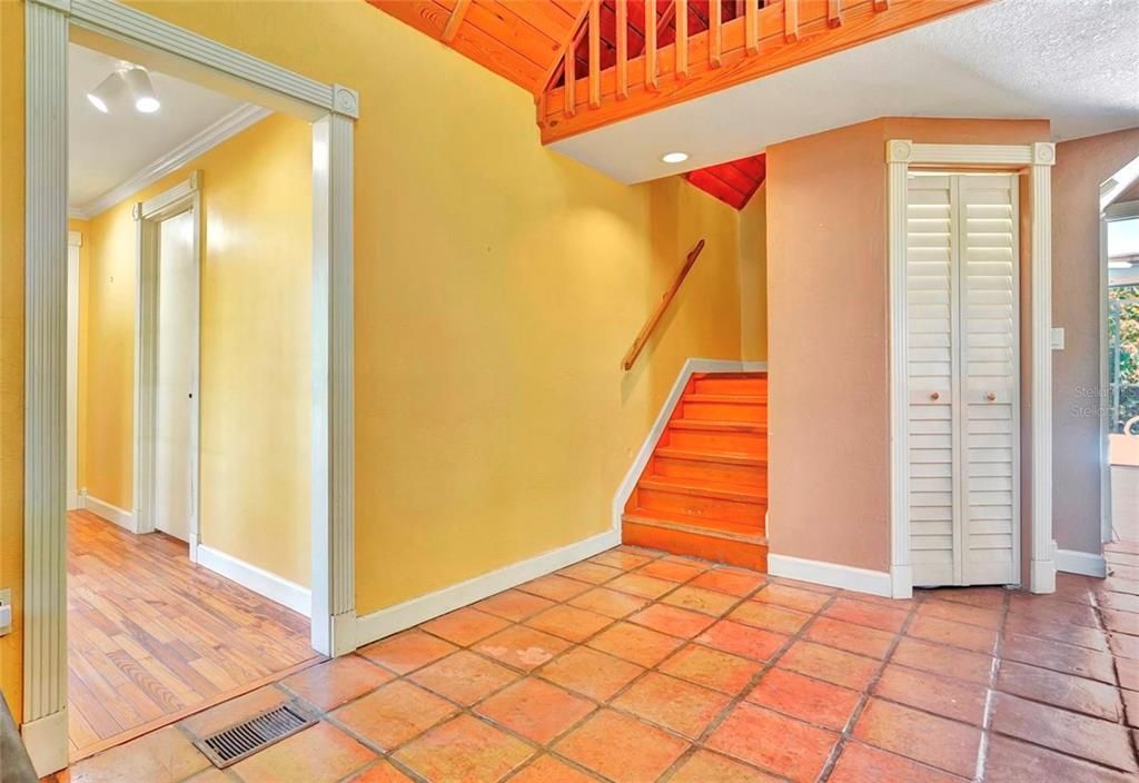 待售: $449,990 (4 贝兹, 2 浴室, 1607 平方英尺)