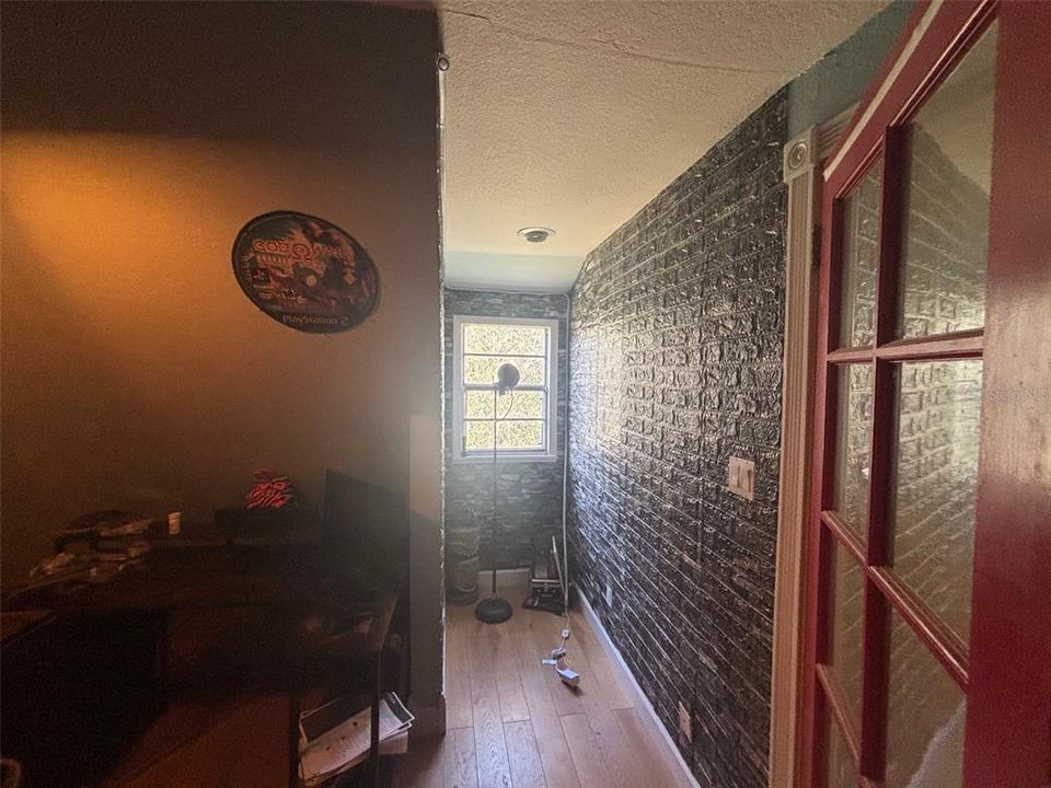 待售: $449,990 (4 贝兹, 2 浴室, 1607 平方英尺)