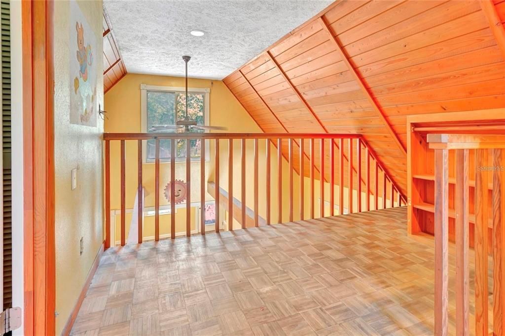 待售: $449,990 (4 贝兹, 2 浴室, 1607 平方英尺)