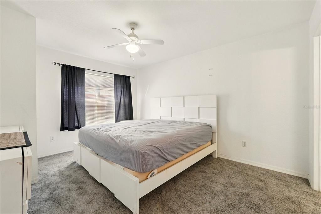 For Sale: $245,000 (4 beds, 3 baths, 1470 Square Feet)