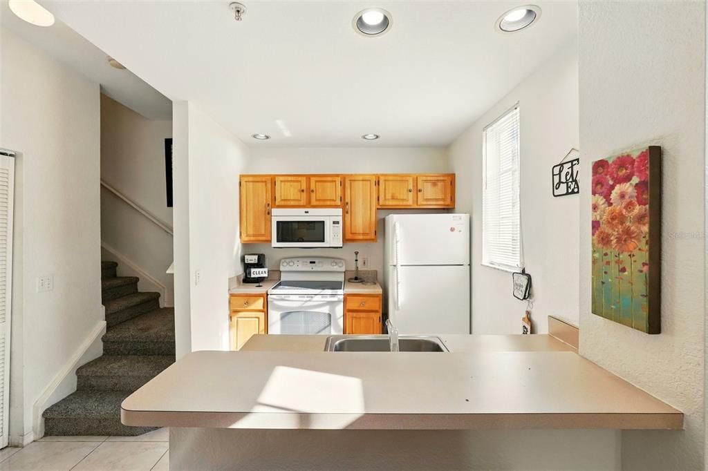 For Sale: $245,000 (4 beds, 3 baths, 1470 Square Feet)