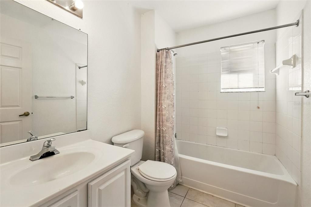 For Sale: $245,000 (4 beds, 3 baths, 1470 Square Feet)