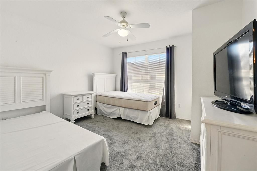 For Sale: $245,000 (4 beds, 3 baths, 1470 Square Feet)