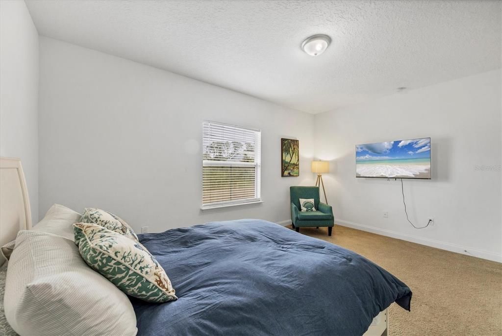 На продажу: $379,000 (3 спален, 2 ванн, 1656 Квадратных фут)