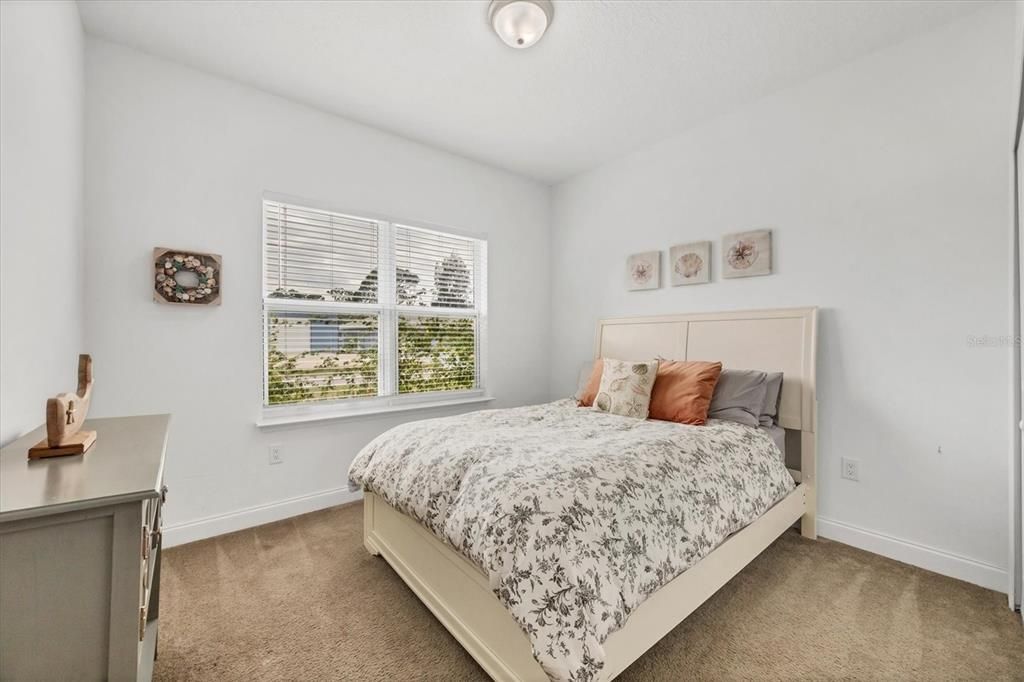 На продажу: $379,000 (3 спален, 2 ванн, 1656 Квадратных фут)