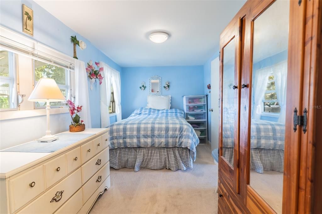 待售: $99,000 (1 贝兹, 1 浴室, 600 平方英尺)