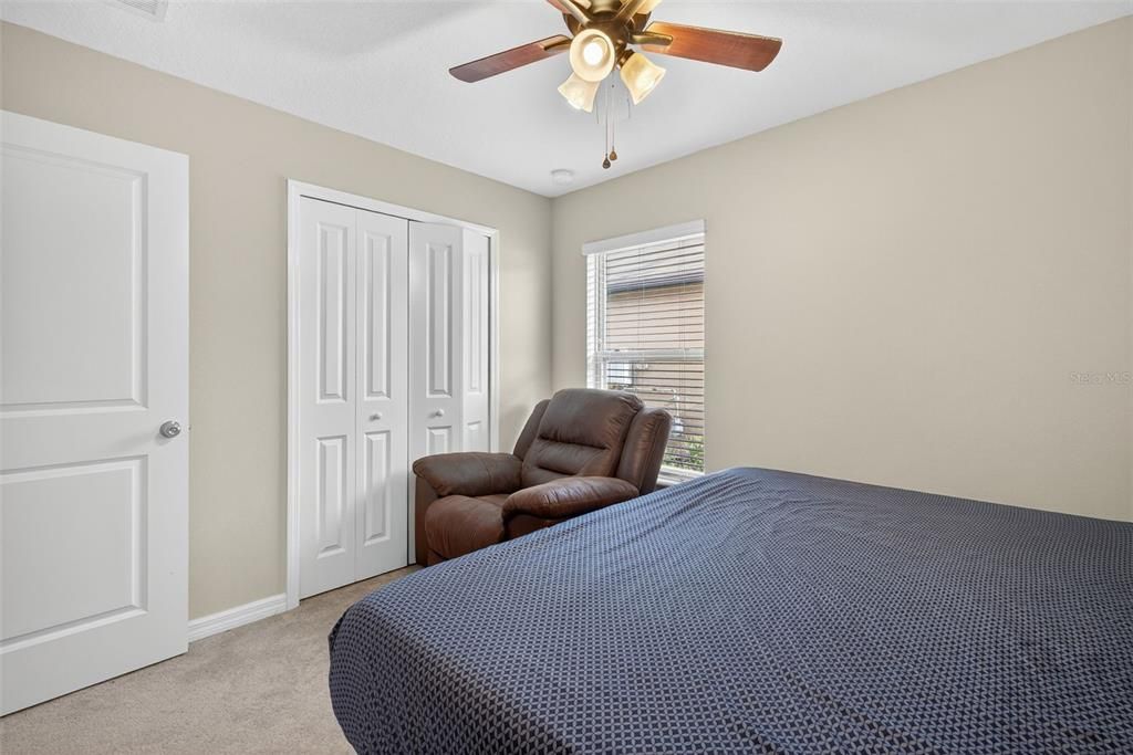 En Venta: $340,000 (4 camas, 2 baños, 1817 Pies cuadrados)