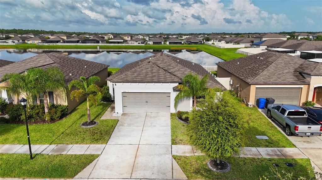 En Venta: $340,000 (4 camas, 2 baños, 1817 Pies cuadrados)