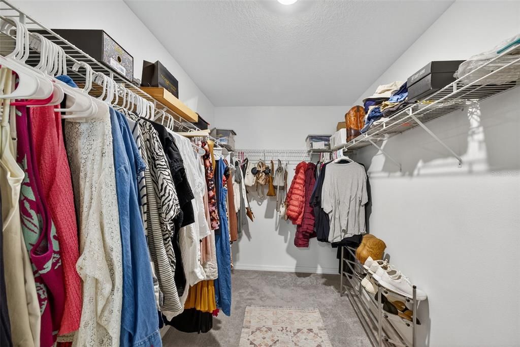 En Venta: $340,000 (4 camas, 2 baños, 1817 Pies cuadrados)