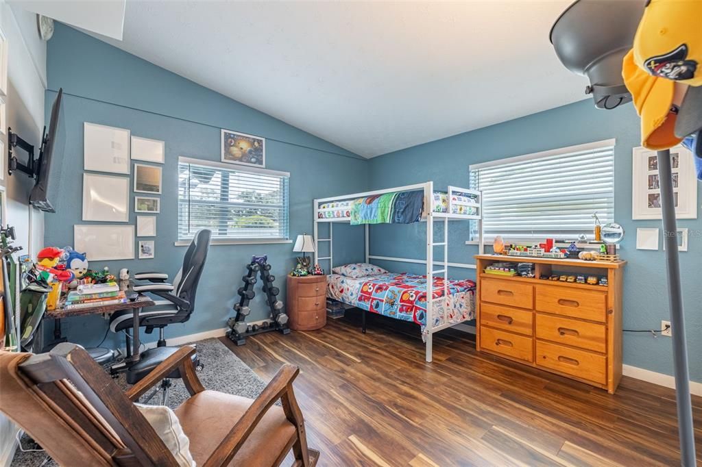 На продажу: $529,900 (3 спален, 2 ванн, 1525 Квадратных фут)