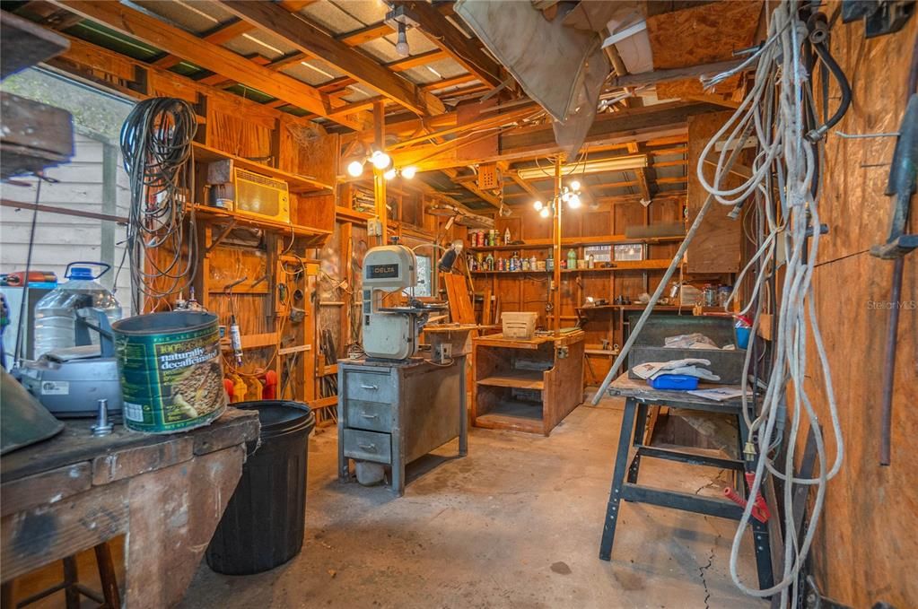 For Sale: $75,000 (2 beds, 1 baths, 784 Square Feet)