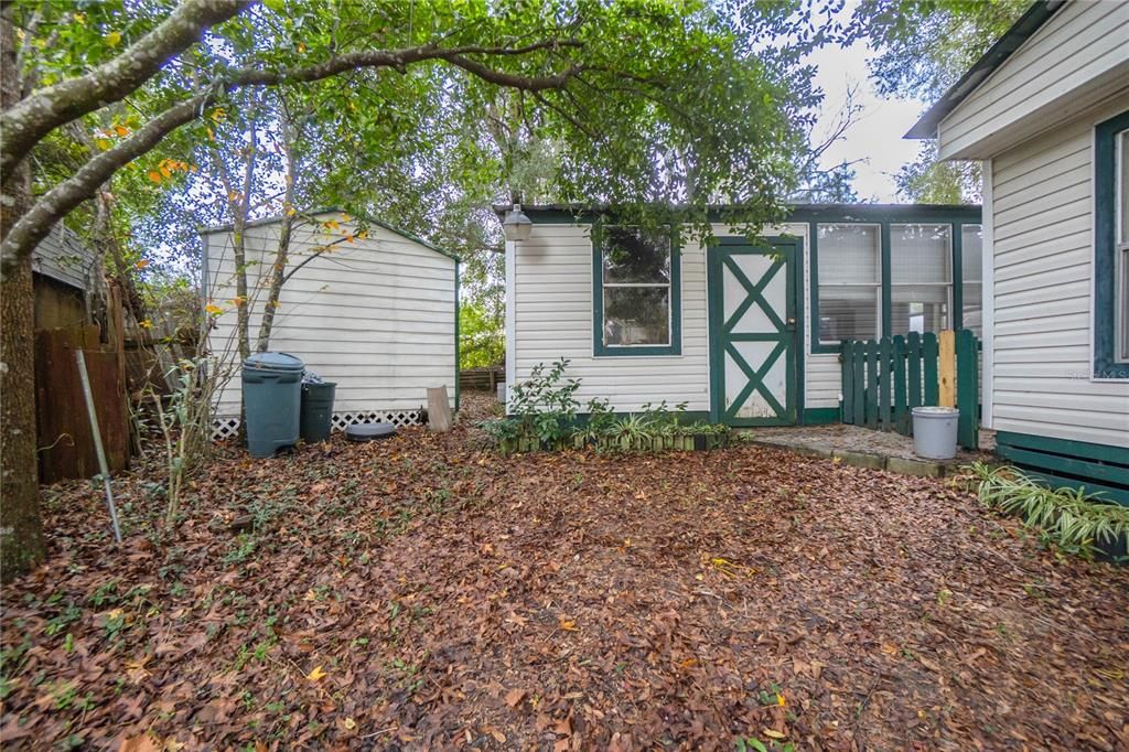 For Sale: $75,000 (2 beds, 1 baths, 784 Square Feet)