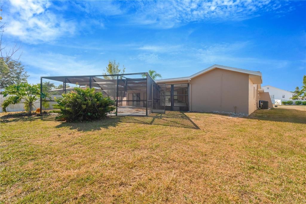 For Sale: $399,900 (3 beds, 2 baths, 1461 Square Feet)