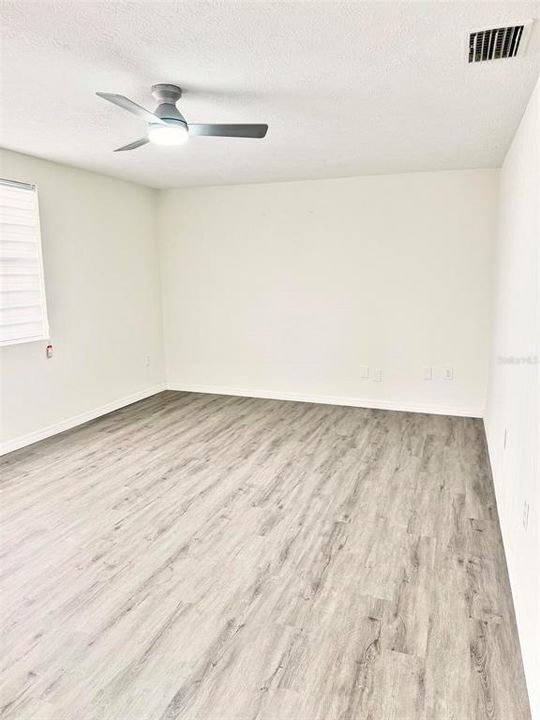 На продажу: $229,000 (2 спален, 2 ванн, 1080 Квадратных фут)