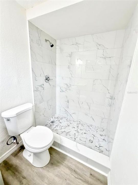 На продажу: $229,000 (2 спален, 2 ванн, 1080 Квадратных фут)