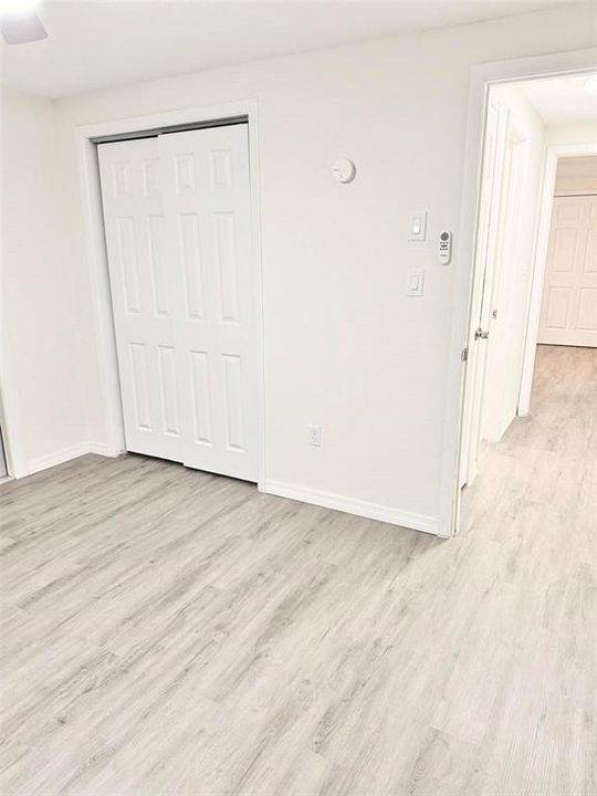 На продажу: $229,000 (2 спален, 2 ванн, 1080 Квадратных фут)