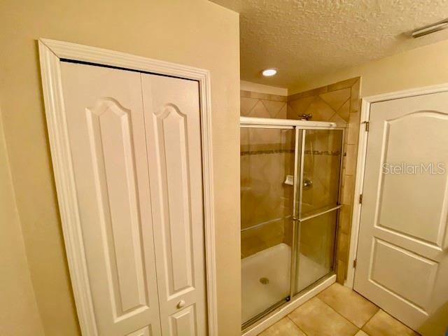 出租: $2,100 (3 贝兹, 2 浴室, 1550 平方英尺)