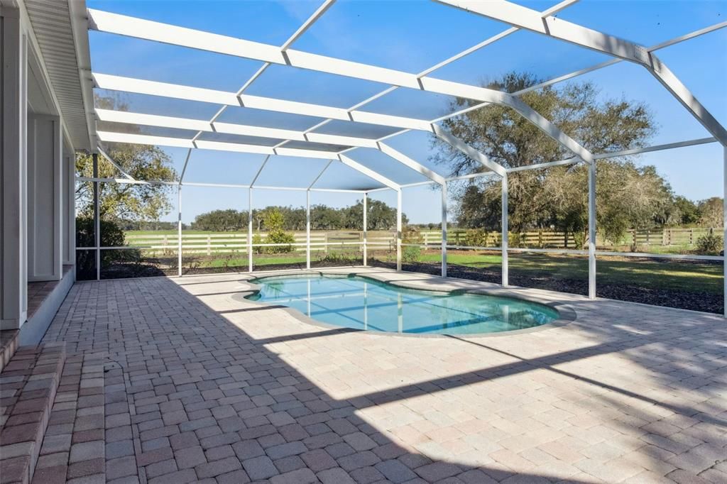 En Venta: $1,200,000 (4 camas, 3 baños, 3437 Pies cuadrados)