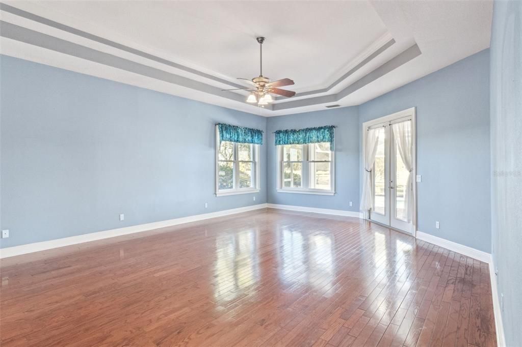 En Venta: $1,200,000 (4 camas, 3 baños, 3437 Pies cuadrados)