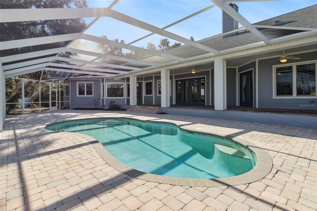 En Venta: $1,200,000 (4 camas, 3 baños, 3437 Pies cuadrados)