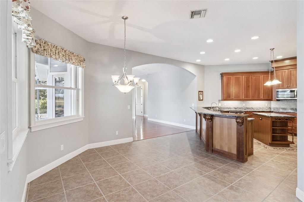 En Venta: $1,200,000 (4 camas, 3 baños, 3437 Pies cuadrados)