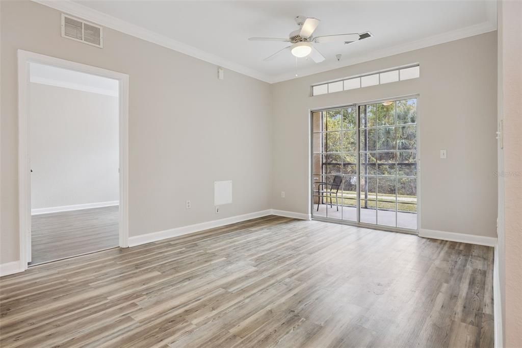 For Sale: $159,900 (2 beds, 2 baths, 1134 Square Feet)