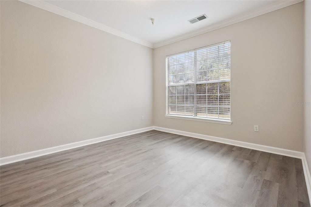 For Sale: $159,900 (2 beds, 2 baths, 1134 Square Feet)